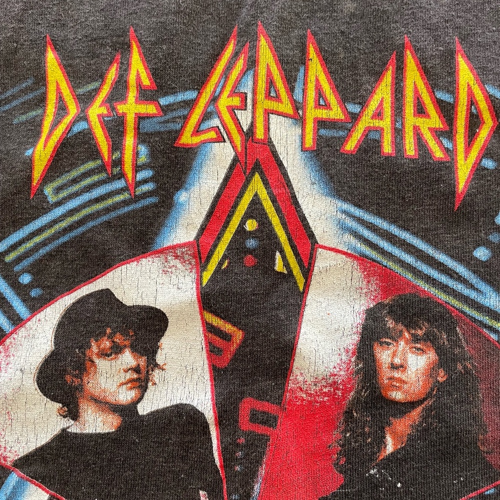 Def Leppard Graphic Tee